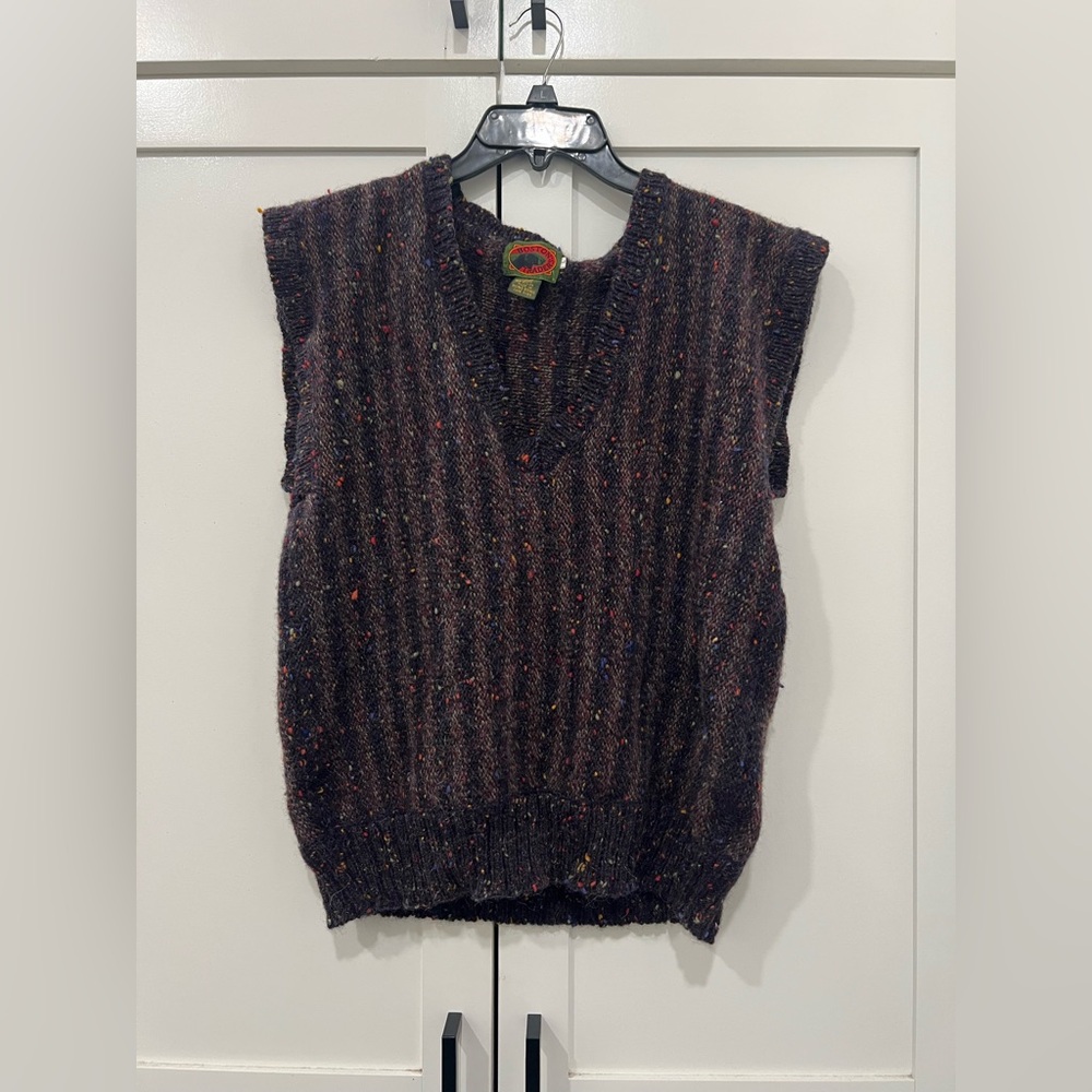 Women’s L vintage Boston Traders 100% Wool Multicolor Sleeveless Sweater Vest